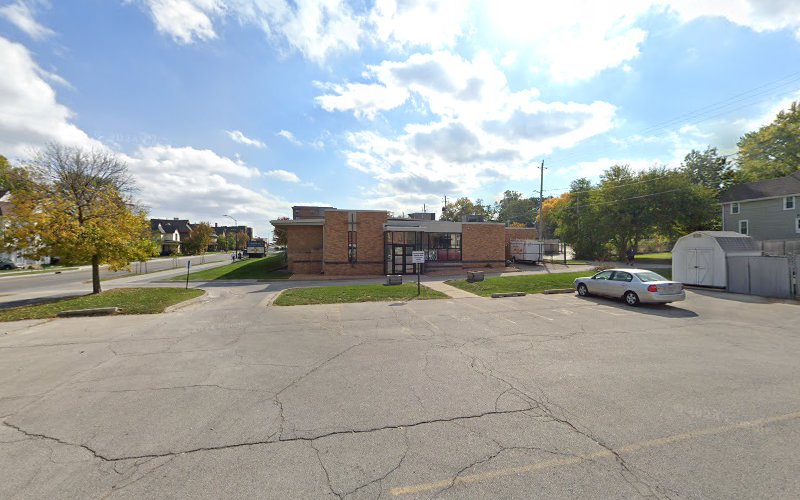 Salvation Army Des Moines Temple Worship & Service Center - Food Pantry