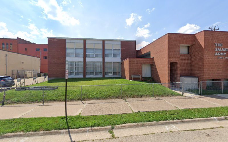 Salvation Army Food Pantry - Food Distribution Center